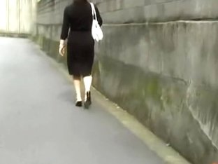Sharking With No Panties While Going For A Walk After Work