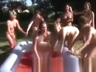 Amateur Outdoor Lesbian Group Play In Pool