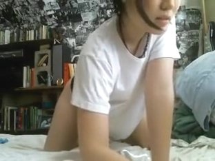 I'm Posing On Webcam In My Homemade Solo Porn Video