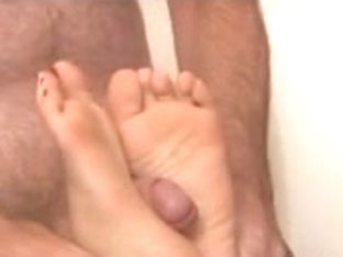 Legal Age Teenager Gal Gives Step Daddy Foot Joob