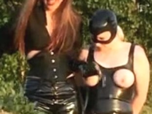 Kinky Lesbian Broads In Hot Outdoor Action