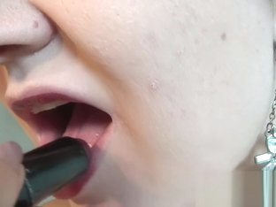 Messy Lipstick - This Time She Craves A Bunch Of Fingers Inside Her Mouth