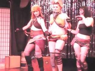 Burlesque Strip Show-33 Hot Potato