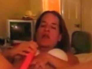 Honeys Mid Twenties Rubbing Her Vribrator Over Her Clitoris Web Camera Sex