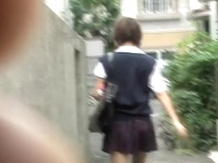 Tight Marvelous Schoolgirl Gets Involved In Really Awesome Sharking Scene