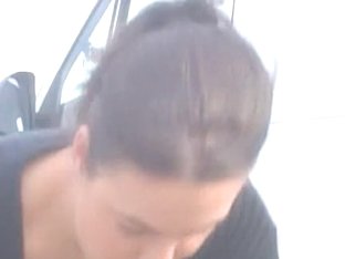 Brunette MILF Shaggy Boobs Downblouse Caught In The Street