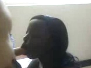 Dark-skinned Gal Takes A Massive Facial From A Lucky Dude