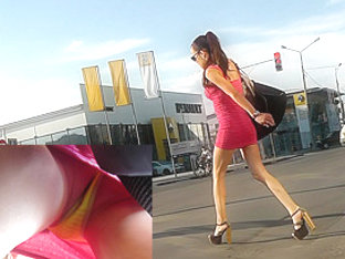 Dirty Upskirt In Public Caught By Skilled Voyeur