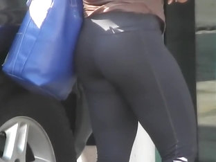 Tight Workout Pants Look Good On Her Ass