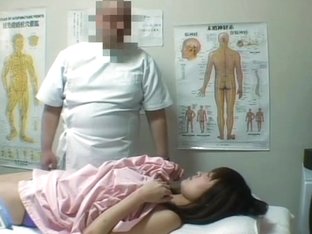 Asian Girl Gets The Deep Spy Cam Massage Of Bushy Pussy
