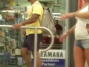 Blonde With Hot Legs Was Recorded On The Hidden Camera