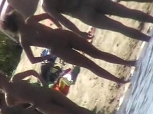 Nudist Beach Offer Some Naked Chicks On Spy Cam