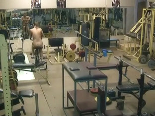 Naked Lady Spied Exercising In A Gym