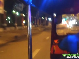 Tuktuk - Aom 2