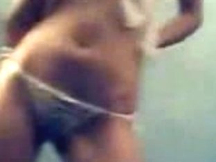 Turkish Girl With Sexy Body Strip Dancing On Webcam