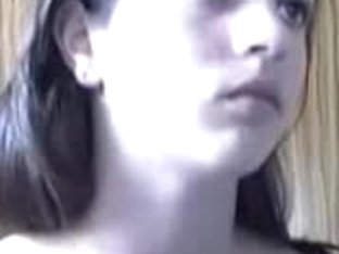 Webcam Dark-haired Teen
