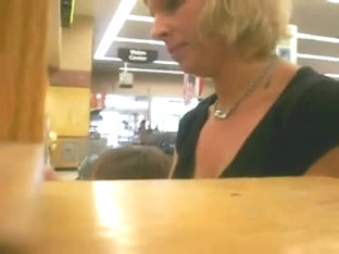Sexy MILF Upskirt Video Of Hot Blonde Cougar Out Shopping