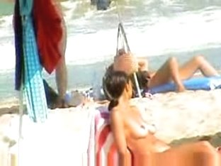 Nude Beach Teen Sunbathing