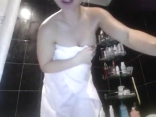 Innocentdoll_: Naked Shower