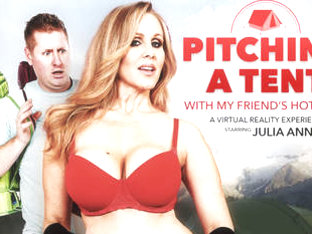 Pitching A Tent With My Friends Hot Mom Starring Julia Ann - Naughtyamericavr
