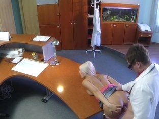 Perfect sexy blonde gets probed and squirts on doctors receptionist desk