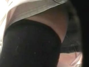 Real Amateur Blonde Upskirt Pussy Vid