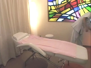 Beautiful Japanese Tramp Fucking At A Massage Parlor