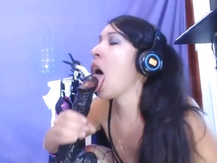 Hot Latina Sucks Her Squirting Dildo Huge Facial