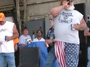 Getting A Biker Rally Wet Tshirt Contest Started In Iowa