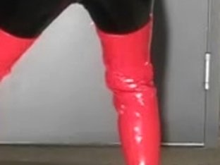 Short Shiny Spandex Porn Video With Me Dressed In Latex