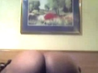 Chocolate girl with meaty body sits on the dick