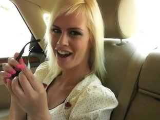 Atkgirlfriends Video: Tara Lynn Foxx On A Shopping Trip.