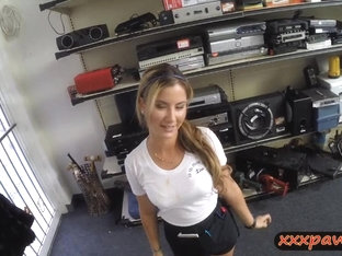 Pretty Waitress Pussy Nailed By Pawn Man In The Backroom