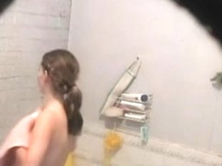 Nude Babe Takes A Bath To Clean Her Dirty Pussy