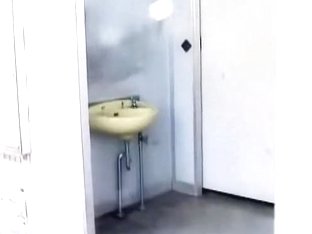 College Girl Went To A Public Bathroom And Got Sharked Video