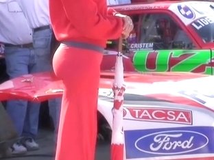 Race Track Latina Cuttie And Her Perfect Ass In Red Pants