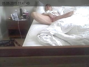 Laptop Cam - Bed Play