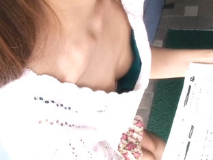 A Compelling Downblouse Vid Of An Asian Rack