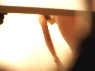 Philanders Has Her Ass Filmed By A Hidden Cam