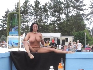 Nude Big Boobs Strippers Dancing In Public - Xdance.stream