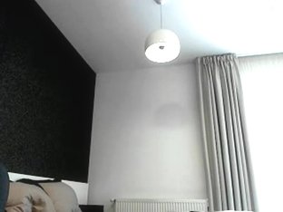 Sexy Black Lingerie In Webcam
