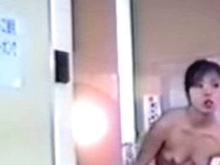 Hidden Camera In A Girls Locker Room Caught Them Naked