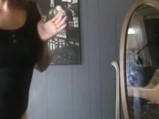 Horny Milf Swings Her Massive Fanny On A Webcam