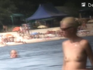 Nude Amateur Is Having Entertainment On Beach Spy Camera
