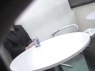 Sperm Sharking Video With An Enticing Japanese Woman