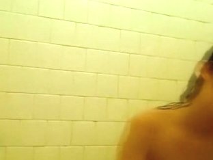 Hawt Sarah Masturbating In Washroom