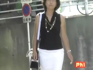 Classy Asian MILF With No Panties Sharked On The Street