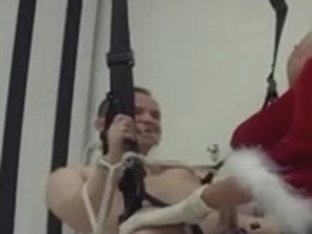 Mistress Gives Slave A Christmas Bonus