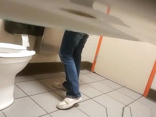 Coffee Shop Hidden Toilet Camera Catches Woman
