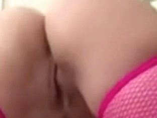 Booty Woman Kelli Shows Her Great Nude Ass And Clean Shaved Pussy Crack Close-up